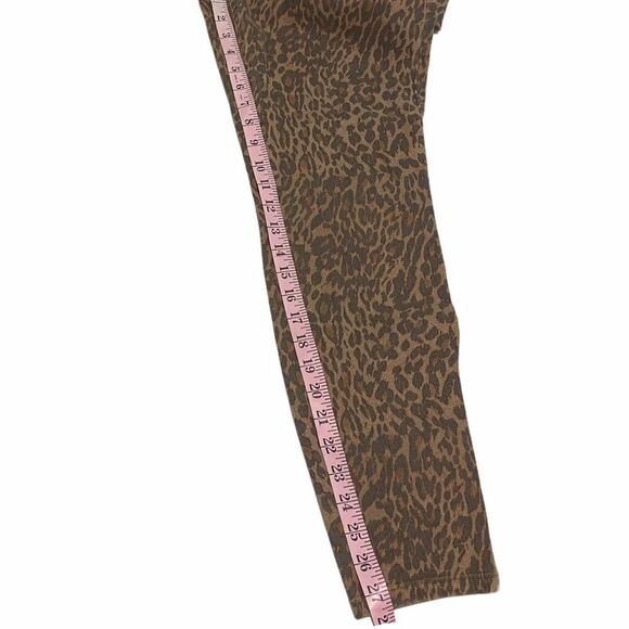 Style & Co Wild Puma Skinny Jeans Curvy Mid Rise Tummy Control Animal Print 4 - Picture 5 of 15